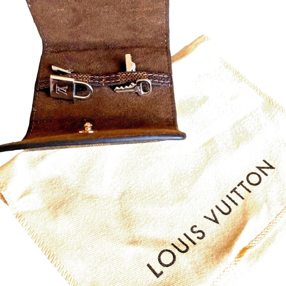 Louis Vuitton Padlock, Cadena, Key Silver Cufflinks; M64600 with case/box ($575) - Picture 2 of 10